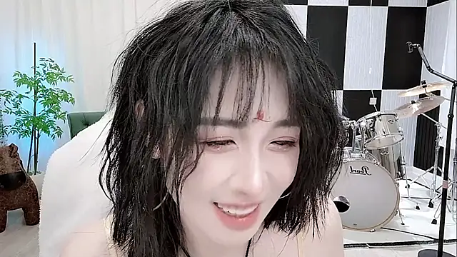 Vaness-a online show from September 2025 02:28:02 PM