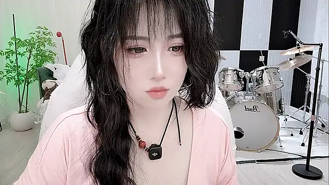 Vaness-a online show from October 2025 08:21:01 AM