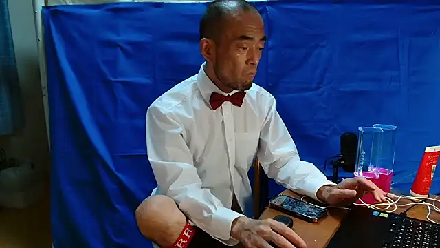 Snapshot of heita_omori chatting on October 2025 01:19:01 PM heita omori online show from October 2025 01:19:01 PM