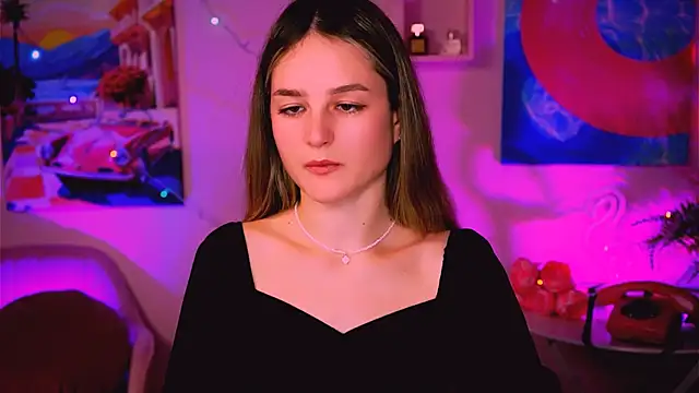 Snapshot of DeboraLarson chatting on January 2025 03:53:01 AM DeboraLarson online show from January 2025 03:53:01 AM