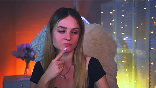 Snapshot of DeboraLarson chatting on February 2026 03:13:01 AM DeboraLarson online show from February 2026 03:13:01 AM