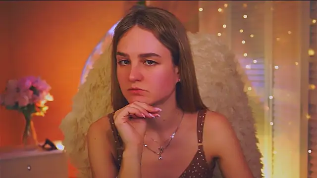 Snapshot of DeboraLarson chatting on February 2026 05:30:02 AM DeboraLarson online show from February 2026 05:30:02 AM