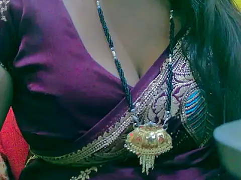 Snapshot of LOVE-SUSHILA chatting on March 2025 06:38:02 AM LOVE-SUSHILA online show from March 2025 06:38:02 AM