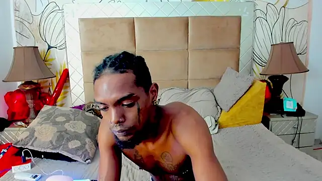 Snapshot of bigblackhotx1 chatting on October 2025 02:48:02 PM bigblackhotx1 online show from October 2025 02:48:02 PM