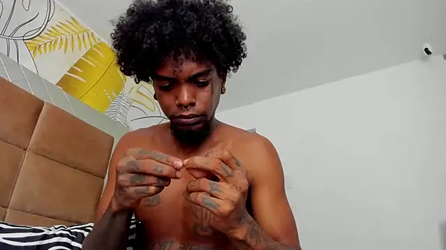 Snapshot of bigblackhotx1 chatting on November 2025 06:06:02 AM bigblackhotx1 online show from November 2025 06:06:02 AM