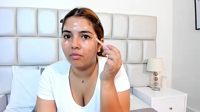 Snapshot of CortanaAdamss chatting on September 2025 11:12:02 AM CortanaAdamss online show from September 2025 11:12:02 AM