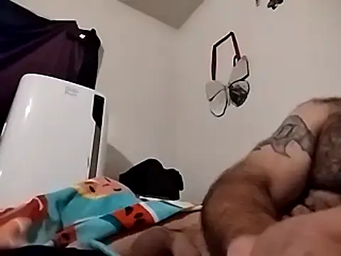 Snapshot of workhard87 chatting on February 2025 05:01:01 AM workhard87 online show from February 2025 05:01:01 AM