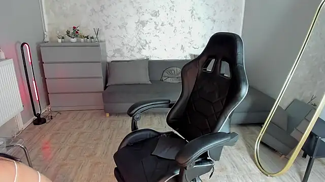 Snapshot of Ivy_belle chatting on February 2025 05:35:02 AM Ivy belle online show from February 2025 05:35:02 AM