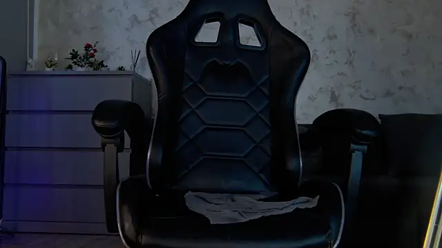 Snapshot of Ivy_belle chatting on February 2025 09:03:01 AM Ivy belle online show from February 2025 09:03:01 AM