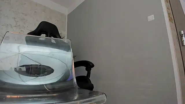 Snapshot of Ivy_belle chatting on March 2025 08:58:02 AM Ivy belle online show from March 2025 08:58:02 AM