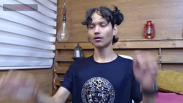 Snapshot of andy_staar chatting on October 2025 12:58:01 PM andy staar online show from October 2025 12:58:01 PM