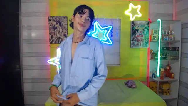 Snapshot of andy_staar chatting on October 2025 11:44:02 AM andy staar online show from October 2025 11:44:02 AM