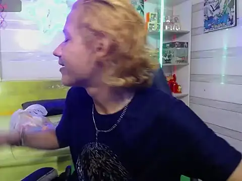 Snapshot of andy_staar chatting on November 2025 07:16:02 PM andy staar online show from November 2025 07:16:02 PM