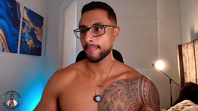 Snapshot of LiamGarcia1 chatting on April 2026 03:21:02 PM LiamGarcia1 online show from April 2026 03:21:02 PM