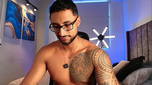 Snapshot of LiamGarcia1 chatting on May 2026 03:22:02 PM LiamGarcia1 online show from May 2026 03:22:02 PM