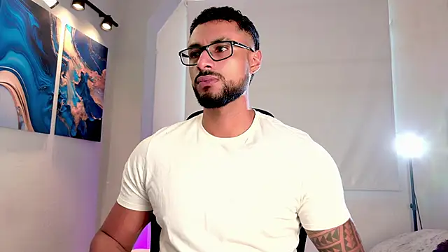 LiamGarcia1 online show from June 2026 03:05:02 PM