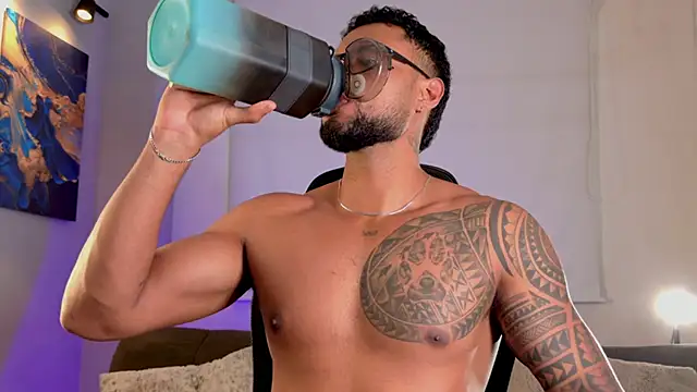 LiamGarcia1 online show from June 2026 08:37:02 PM