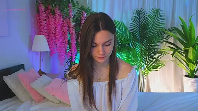 EvaHair online show from May 2026 07:22:02 PM