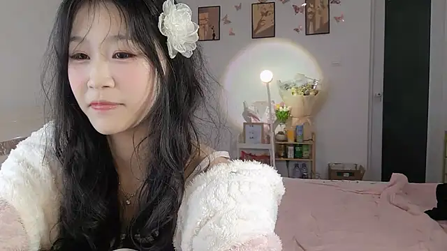 Luminous163 online show from March 2025 03:16:02 PM