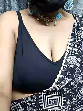 sophia600 online show from December 2024 05:48:01 PM