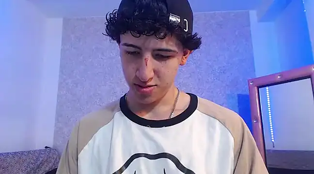 Kerverr  online show from February 2025 01:49:02 PM