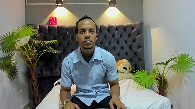 Snapshot of Salomon_koude chatting on May 2026 12:57:02 PM Salomon koude online show from May 2026 12:57:02 PM