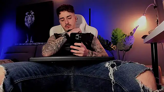 uptomatty online show from February 2026 07:38:01 AM