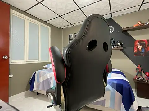 Snapshot of marcel_crawford96 chatting on November 2025 01:45:02 PM marcel crawford96 online show from November 2025 01:45:02 PM