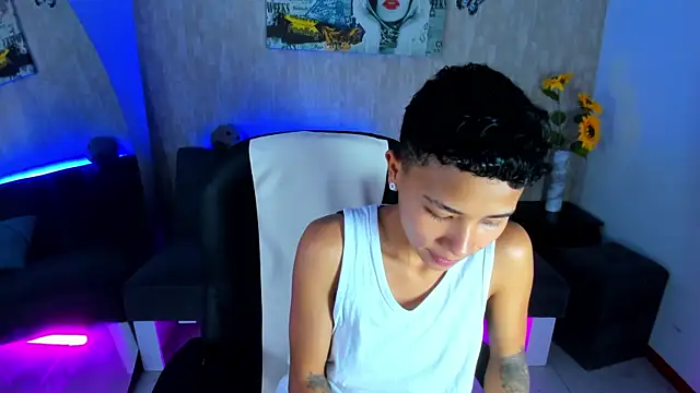 Snapshot of nova_sex01 chatting on April 2026 09:45:01 PM nova sex01 online show from April 2026 09:45:01 PM