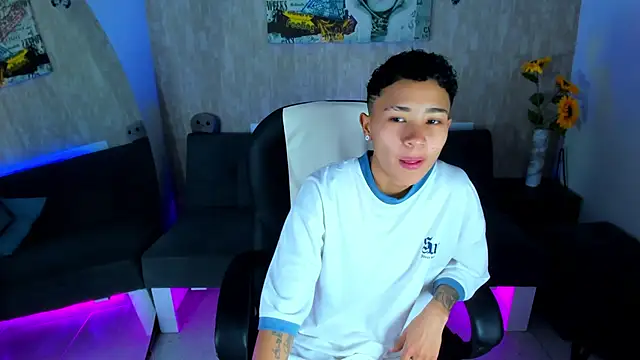 Snapshot of nova_sex01 chatting on April 2026 07:43:01 PM nova sex01 online show from April 2026 07:43:01 PM