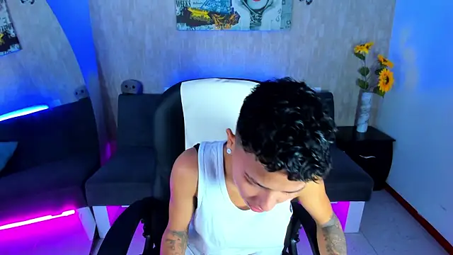 Snapshot of nova_sex01 chatting on April 2026 09:39:33 PM nova sex01 online show from April 2026 09:39:33 PM