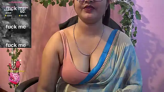 Snapshot of Pari-new chatting on April 2026 04:15:01 AM Pari-new online show from April 2026 04:15:01 AM