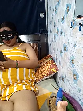 Snapshot of tina8th chatting on November 2025 04:51:01 PM tina8th online show from November 2025 04:51:01 PM