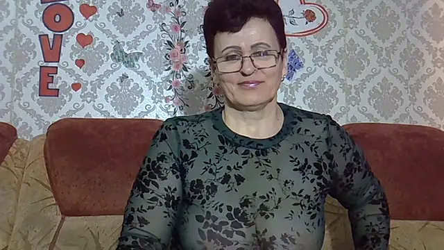 Snapshot of PaulaGolden chatting on March 2026 07:46:02 AM PaulaGolden online show from March 2026 07:46:02 AM