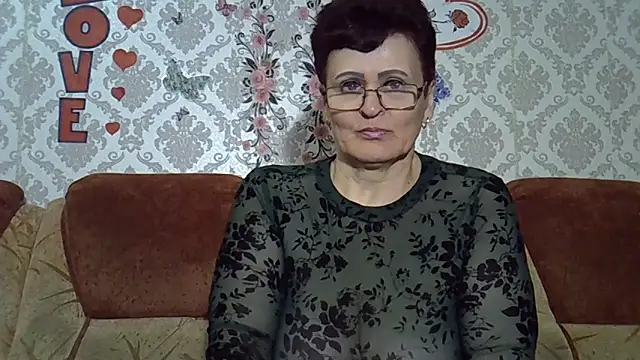Snapshot of PaulaGolden chatting on March 2026 05:19:02 PM PaulaGolden online show from March 2026 05:19:02 PM