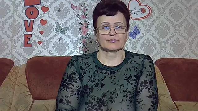 Snapshot of PaulaGolden chatting on March 2026 12:00:02 PM PaulaGolden online show from March 2026 12:00:02 PM