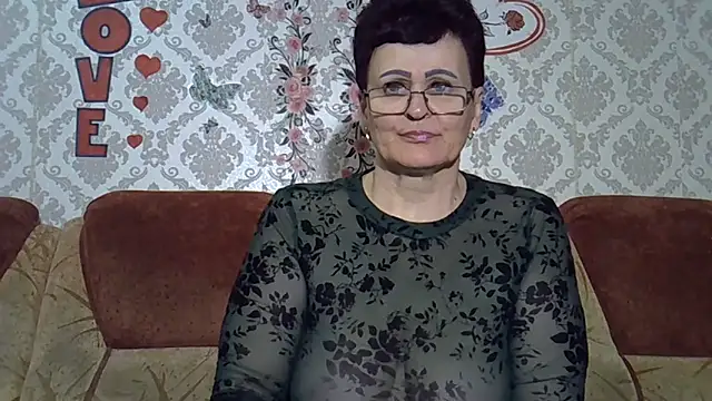 Snapshot of PaulaGolden chatting on March 2026 05:51:02 PM PaulaGolden online show from March 2026 05:51:02 PM