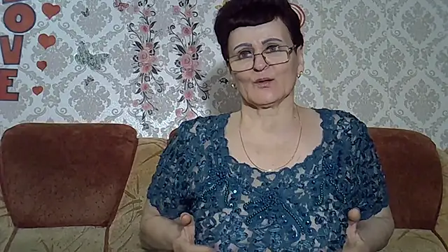 Snapshot of PaulaGolden chatting on March 2026 12:15:01 AM PaulaGolden online show from March 2026 12:15:01 AM