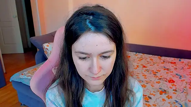 Snapshot of ameli_moon chatting on March 2026 01:38:01 PM ameli moon online show from March 2026 01:38:01 PM