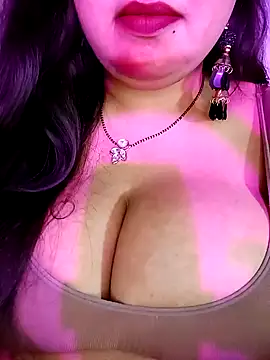 Suhanakhan00 online show from December 2025 09:36:01 AM