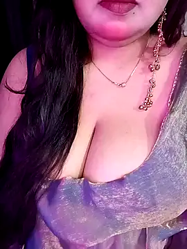 Snapshot of Suhanakhan00 chatting on March 2026 06:03:01 PM Suhanakhan00 online show from March 2026 06:03:01 PM