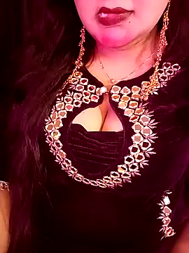 Snapshot of Suhanakhan00 chatting on March 2026 05:24:01 AM Suhanakhan00 online show from March 2026 05:24:01 AM