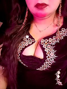 Snapshot of Suhanakhan00 chatting on March 2026 07:12:02 AM Suhanakhan00 online show from March 2026 07:12:02 AM