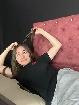 Sophie LS online show from March 2025 05:54:01 AM