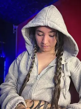 Sophie LS online show from April 2026 01:41:01 PM