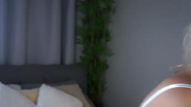 AftonConnett online show from April 2026 01:14:01 AM