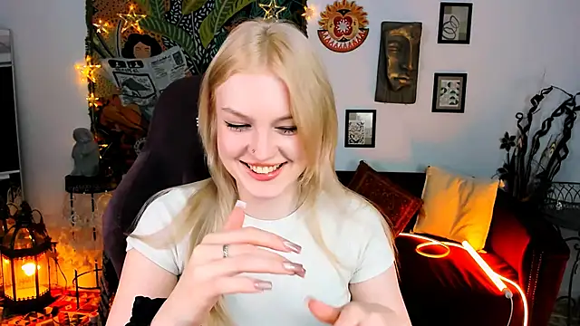 Snapshot of GraceGlamour chatting on January 2025 08:09:02 AM GraceGlamour online show from January 2025 08:09:02 AM