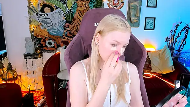 Snapshot of GraceGlamour chatting on January 2025 05:23:02 AM GraceGlamour online show from January 2025 05:23:02 AM