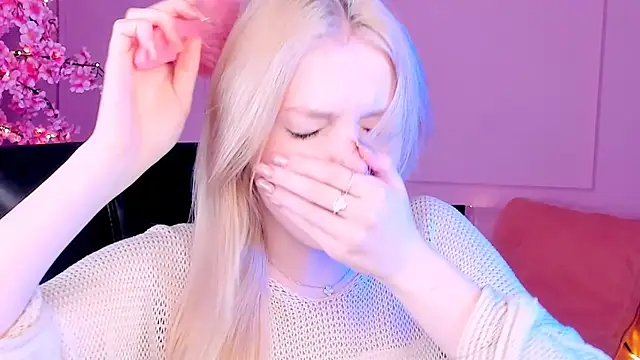 Snapshot of GraceGlamour chatting on February 2025 11:38:02 AM GraceGlamour online show from February 2025 11:38:02 AM