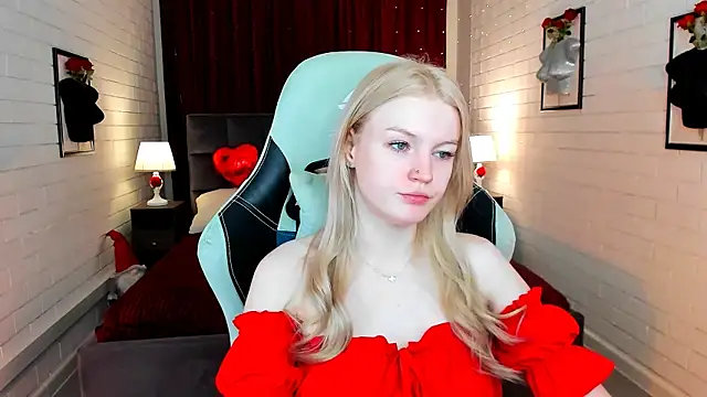 Snapshot of GraceGlamour chatting on February 2025 05:15:02 AM GraceGlamour online show from February 2025 05:15:02 AM